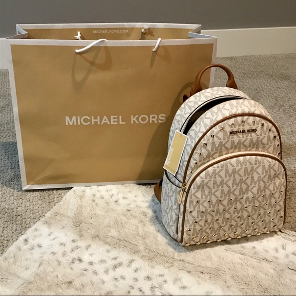 mk abbey backpack medium